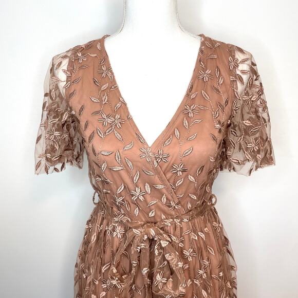 Baltic Born Marseille Vine Embossed Maxi Dress In Nude Rose Size XS - Picture 5 of 16